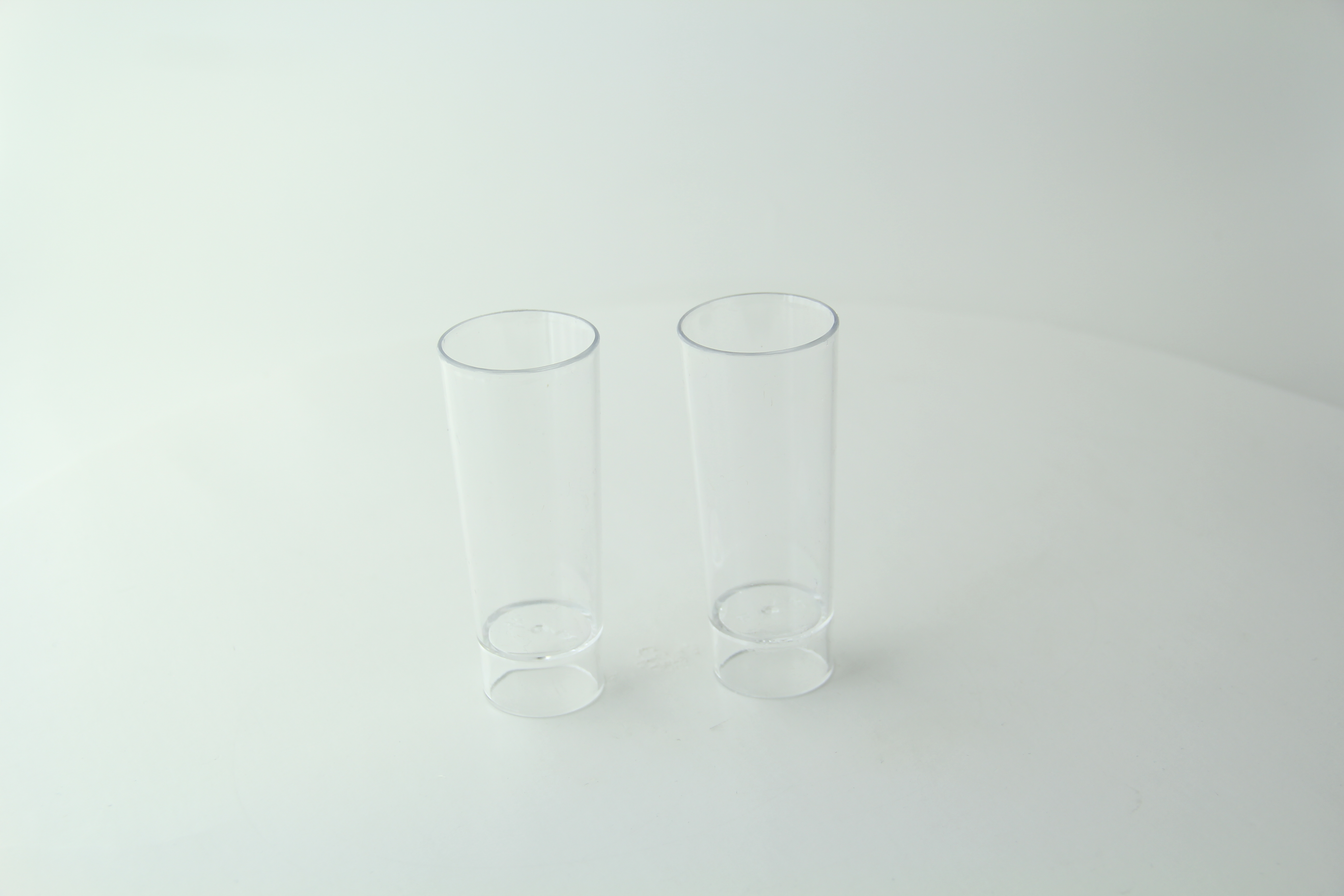 Tall Plastic Shot Glass 1.5oz D:1.4in - 6 pcs - BioandChic