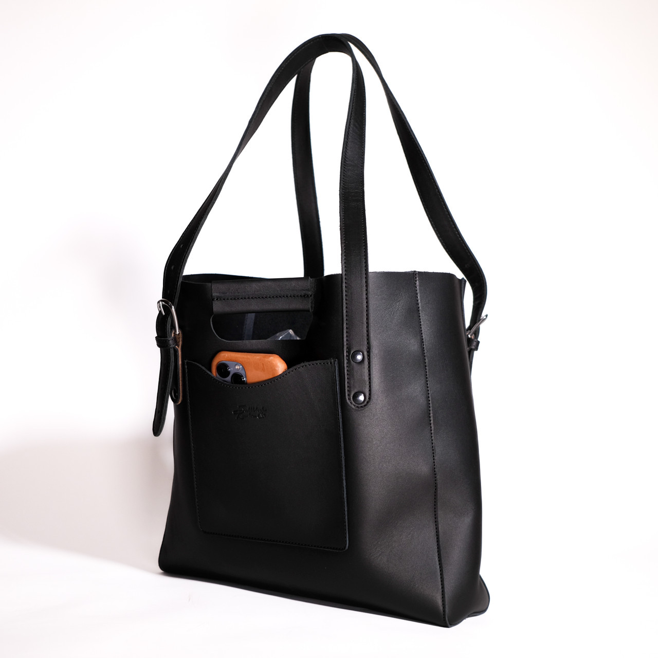 Black Natural Leather tote bag with Zipper. Architect bag in Black