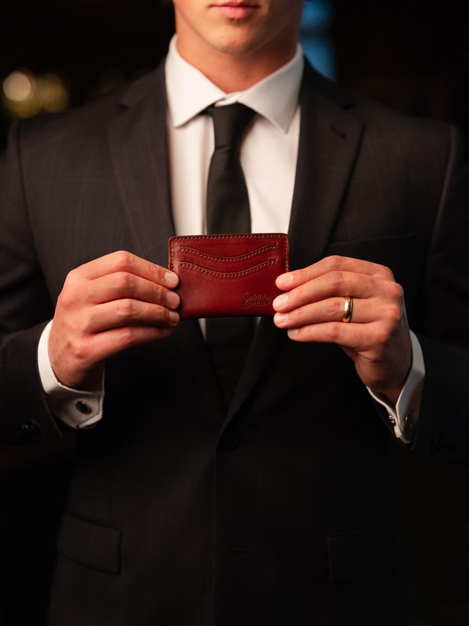 Silverback Newton Wallet|Saddleback Leather Company