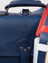 This is the messenger backpack lifestyle image