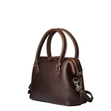 High quality an angled view of the Everyday Purse from Saddleback Leather Co.