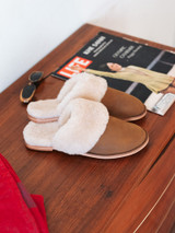 Dave's Deals Women's Sheepskin Slippers - NEW DESIGN - Size 9 - Tobacco
