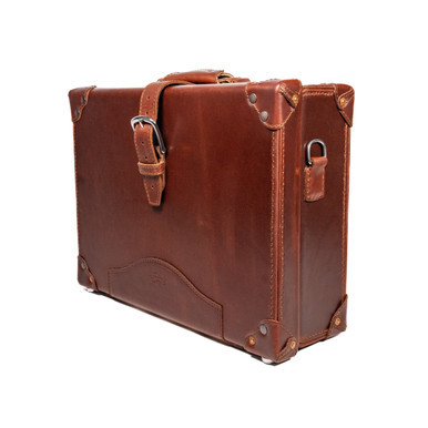 Our Outlet for Discounts on Seconds and Slightly Dinged Saddelback