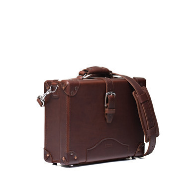 Our Outlet for Discounts on Seconds and Slightly Dinged Saddelback