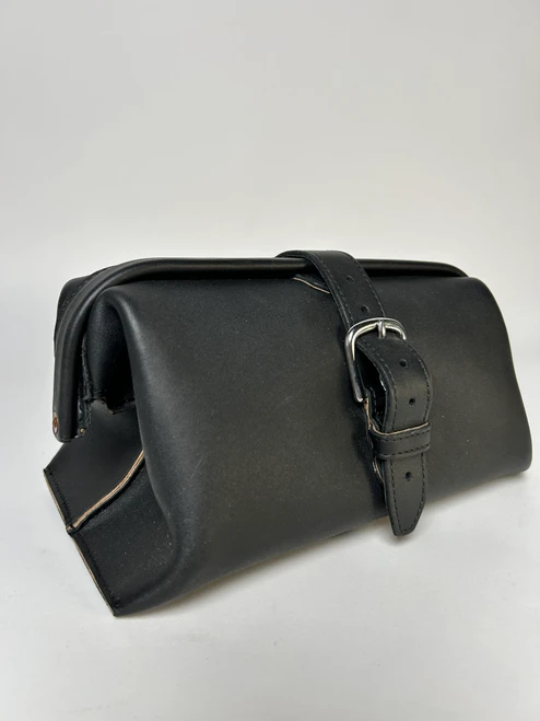 High quality full grain Saddleback Leather Auction Big Mouth Leather Toiletry Bag #18 front view - Saddleback Leather