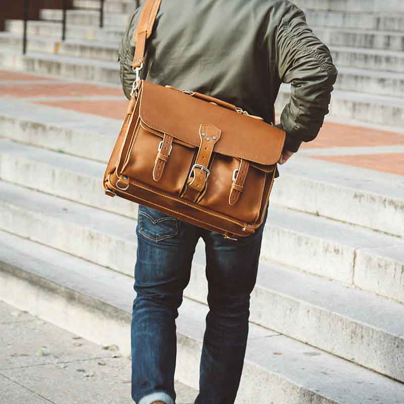 Saddleback leather 2025 thin briefcase