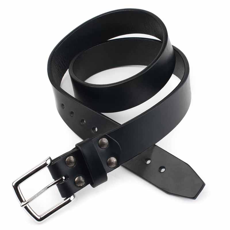 Our full grain leather belts are designed with durability and comfort in mind, with high-quality hardware and a wider range of adjustment to ensure a perfect fit.