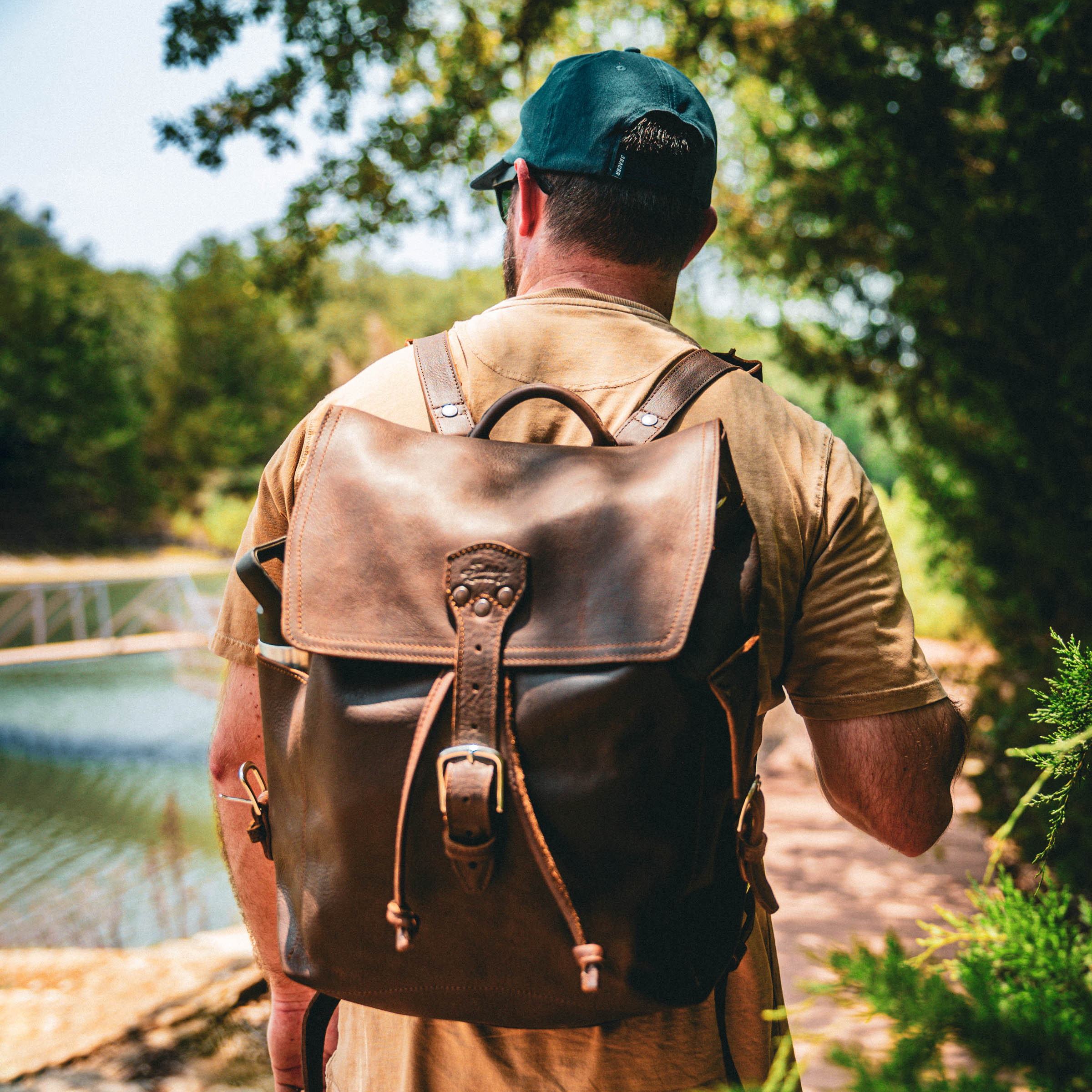 Saddleback leather sale backpack review