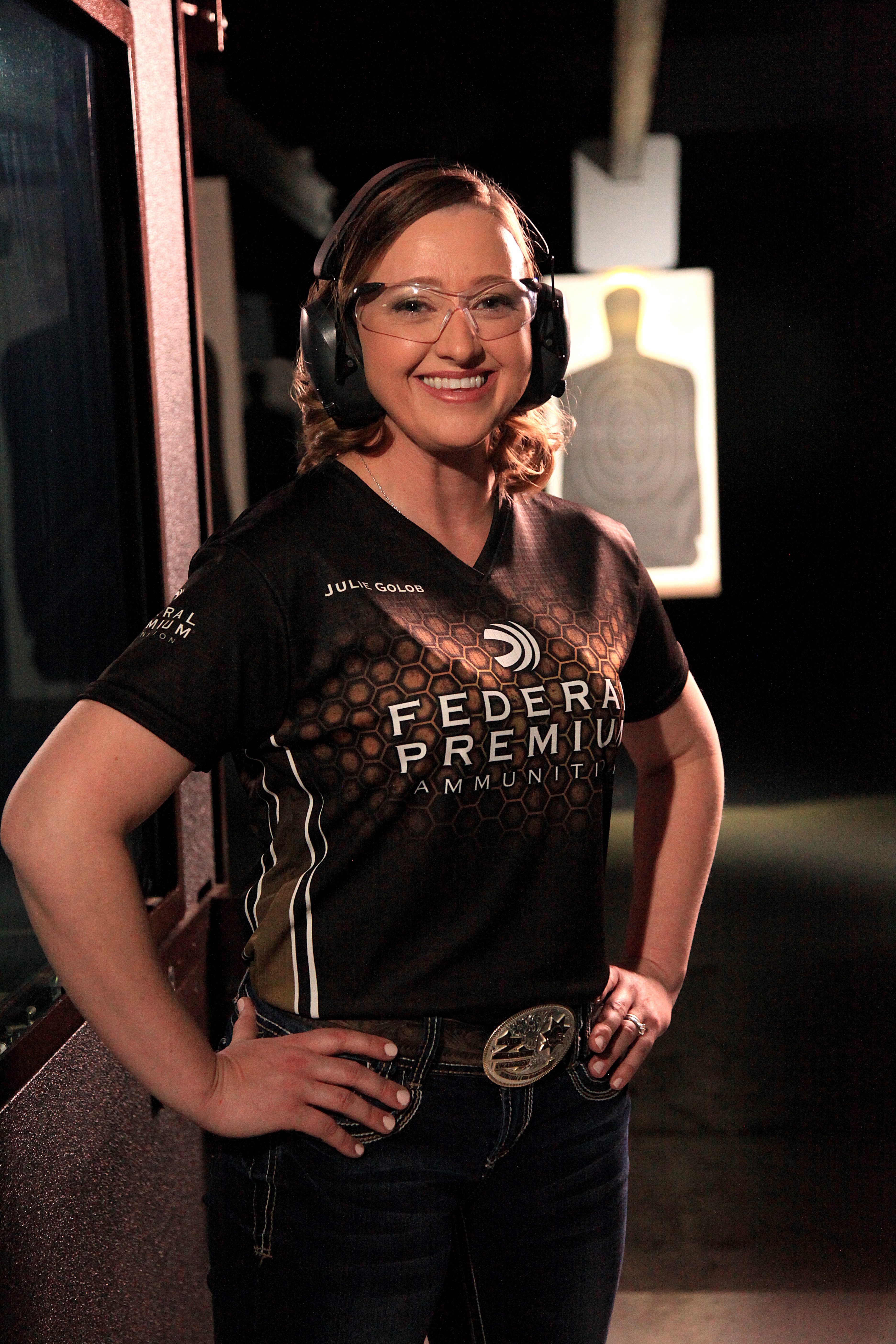 Julie Golob Headshot
