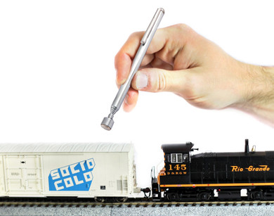 SoundTraxx IC Wand used for Intelligent Consisting. 