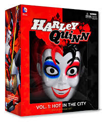 Harley Quinn Vol:1 Hot in the City Book & Mask Set