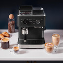 KitchenAid.ca Exclusive Colour - Semi Automatic Espresso Machine with Burr Grinder KES6551BK