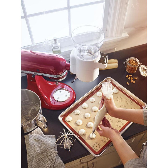 Kitchenaid® Artisan® Series 5 Quart Tilt-Head Stand Mixer KSM150PSCU