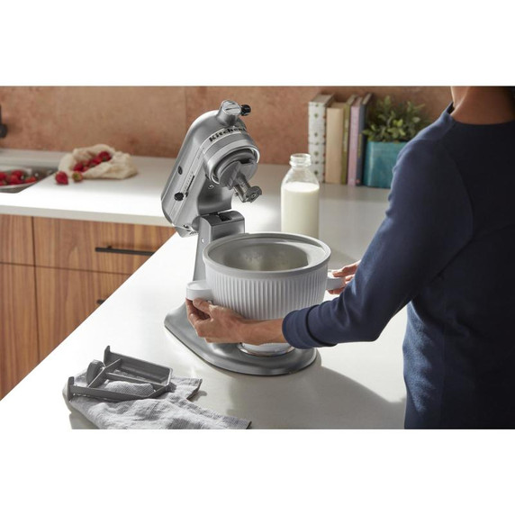 Kitchenaid® Artisan® Series 5 Quart Tilt-Head Stand Mixer KSM150PSCU