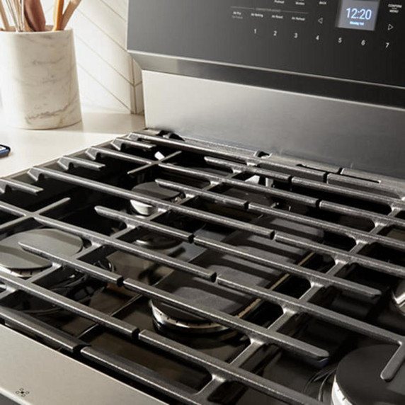 Open Box Whirlpool® 30-inch Smart Gas Range with Air Cooking Technology, Steam/Self Cleaning, Rapid Preheat 5.3 CuFt Capacity WFGS7530RZ