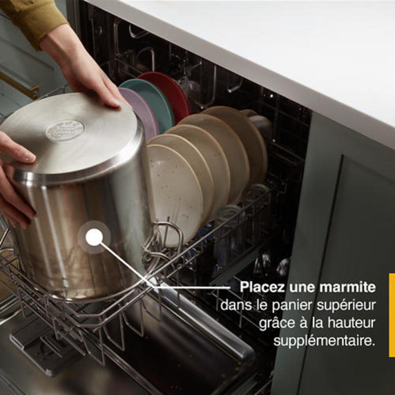 Open Box  Whirlpool® 24” Stainless Steel Dishwasher with AI Intelligent Wash and Tall Top Rack WDT740SALZ