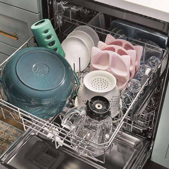 Whirlpool® 24” Stainless Steel Dishwasher with AI Intelligent Wash - 47 dBA WDTA50SAKV