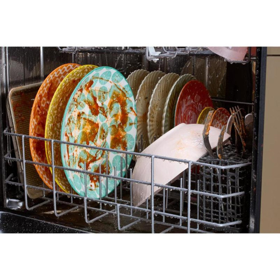 Whirlpool® 24” Stainless Steel Dishwasher with AI Intelligent Wash - 47 dBA WDTA50SAKW