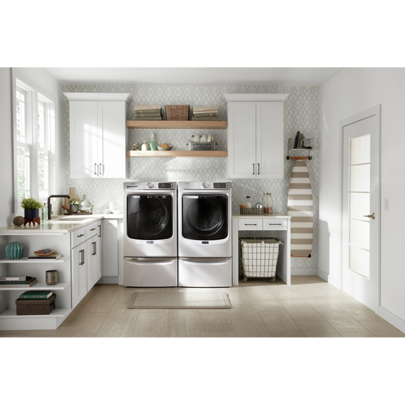 Maytag® Smart Front Load Washer with Extra Power and 24-Hr Fresh Hold® option - 5.8 cu. ft. MHW8630HW