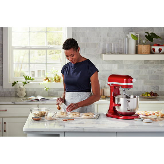 KitchenAid® 7 Quart Bowl-Lift Stand Mixer KSM70SKXXCA