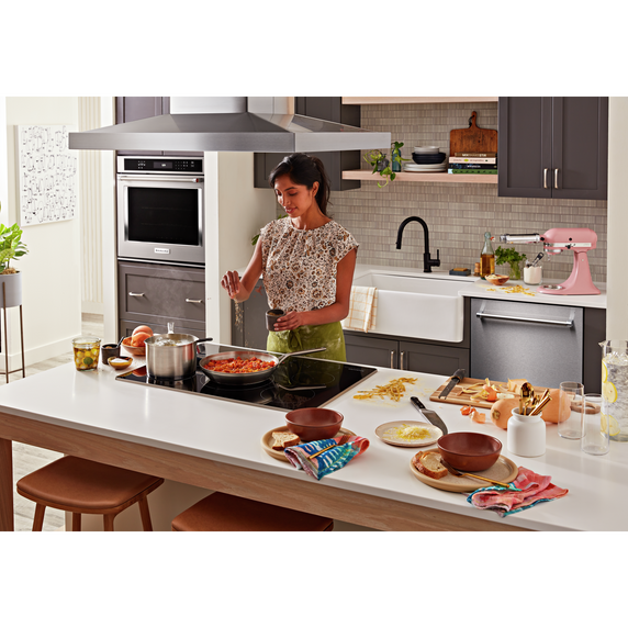 Kitchenaid® 30 Single Wall Oven with Even-Heat™ True Convection KOSE500EBS