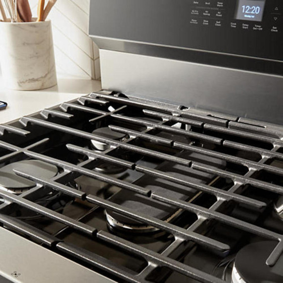 Whirlpool® 30-inch Smart Gas Range with True Convection, Steam/Self Cleaning, Rapid Preheat 5.3 CuFt Capacity WFGS7530RZ