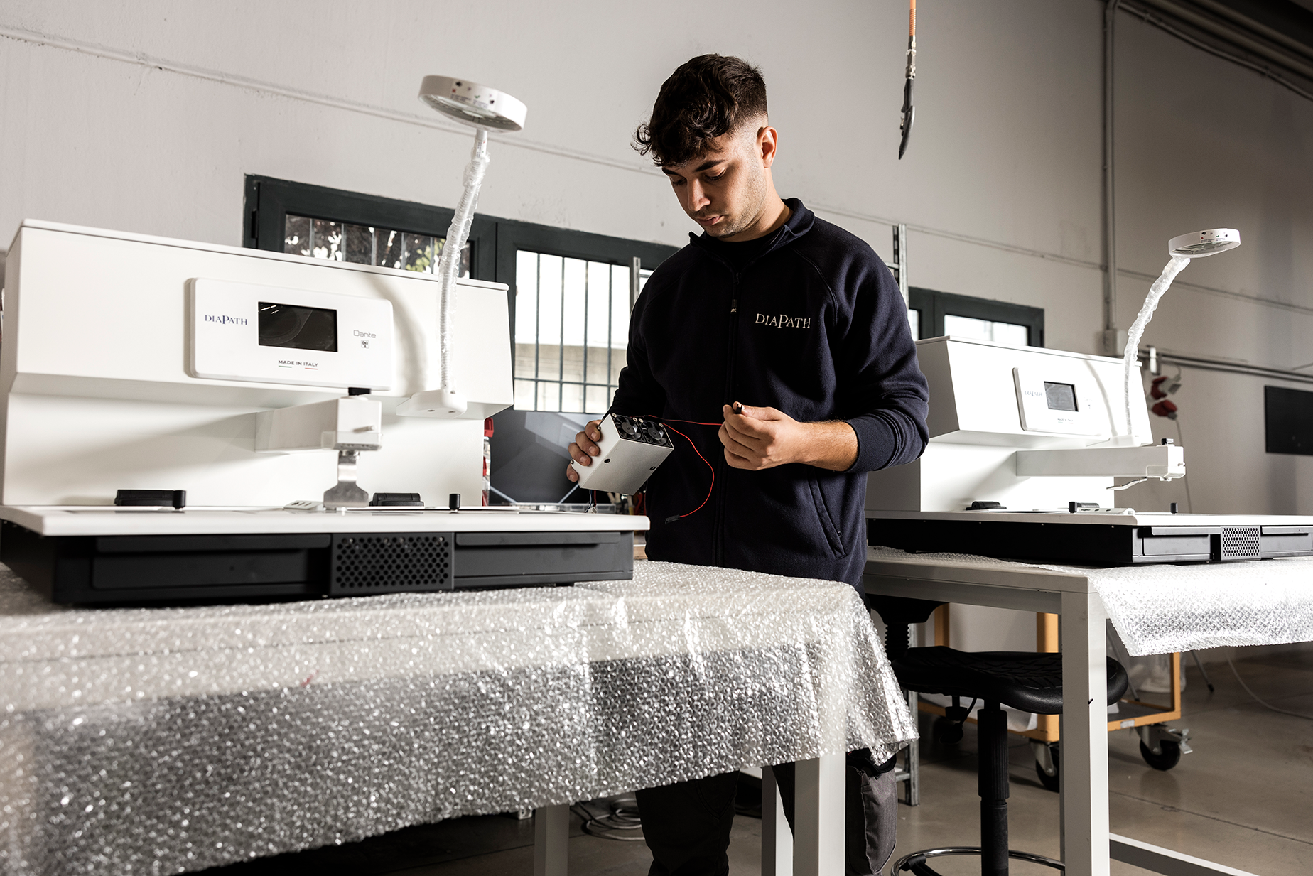 <p><span style="font-size: 10pt;">LAB EQUIPMENT</span></p>