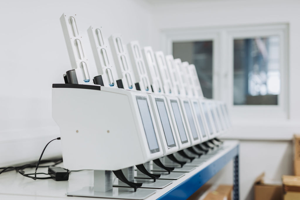 <p><span style="font-size: 10pt;">FINAL QUALITY TESTING</span></p>