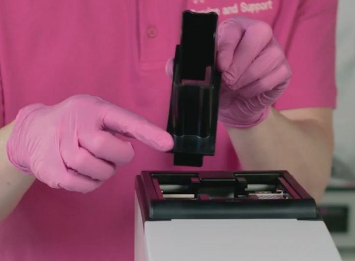 <p><span style="font-size: 10pt;">SWAPPABLE HOPPERS FOR FLEXIBILITY</span></p>