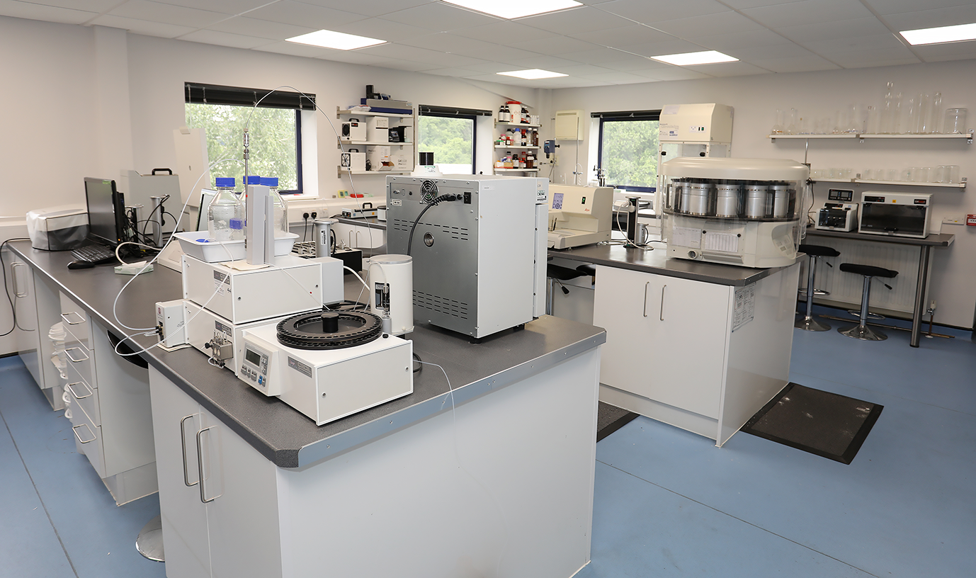 <p><span style="font-size: 10pt;">RESEARCH LAB</span></p>