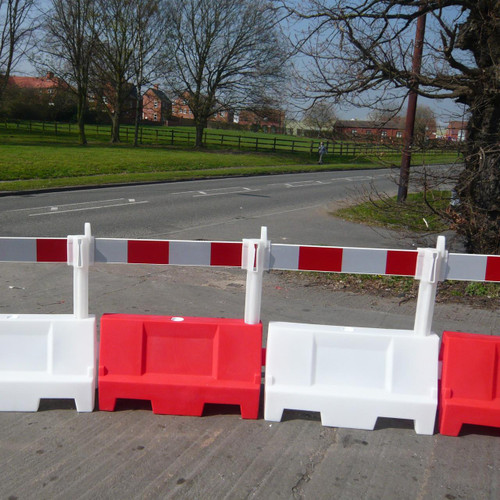 Oaklands Post And Plank Panel For EVO 1/1.5M Barrier, plastic barriers and posts used for traffic or construction site safety management.