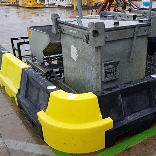 Oaklands Corner Section For Black & Yellow 1 Metre Barrier, image showing a corner section of a 1 meter barrier with black and yellow color, used for safety and crowd control.