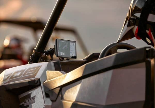 CFMoto UForce / ZForce Tread Powersport Navigator with Group Ride Radio by Garmin 0100240600