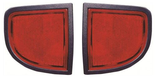 Mitsubishi L200 Mk4 Rear Back Reflector Red Pair 2005-4/2016