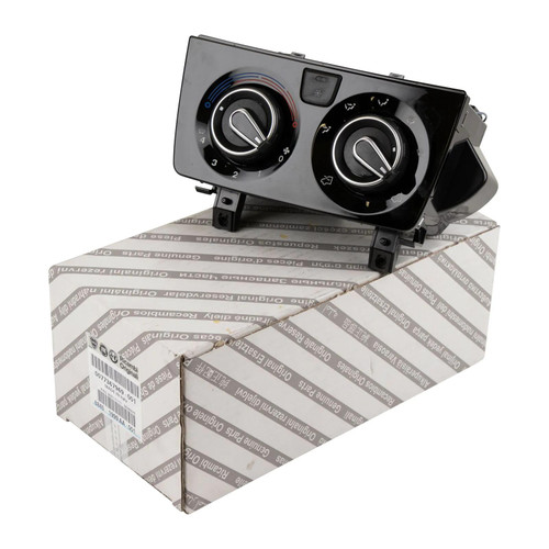 Fiat Ducato Heating Controller with Air Conditioning 2014 On 77367969 Genuine