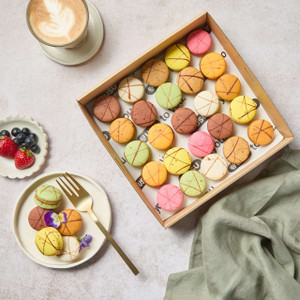 Macaron Box