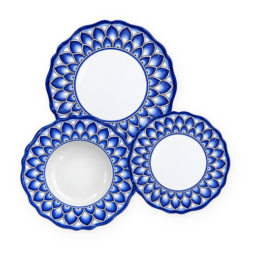 Peacock Blue 3-piece place setting: dinner plate, pasta bowl and salad plate, peacock feathers in deep cobalt blue – hand-painted Italian majolica, Deruta pottery made in Italy