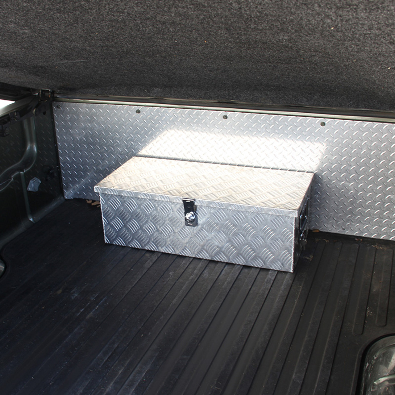 Aluminum Under Bed Cover Auxiliary Tanks.