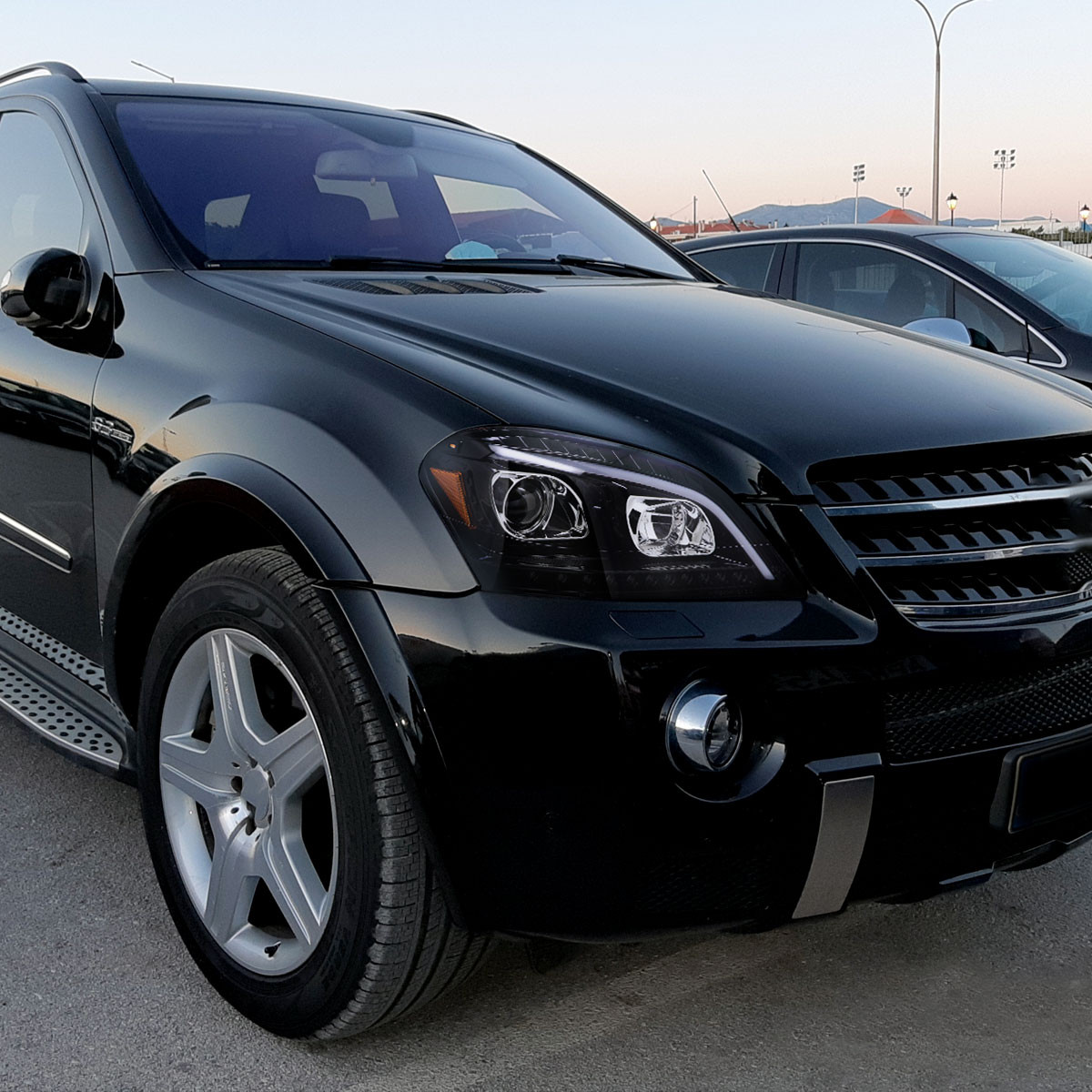 2006-2008 Mercedes Benz W164 ML Class LED Bar Projector Headlights