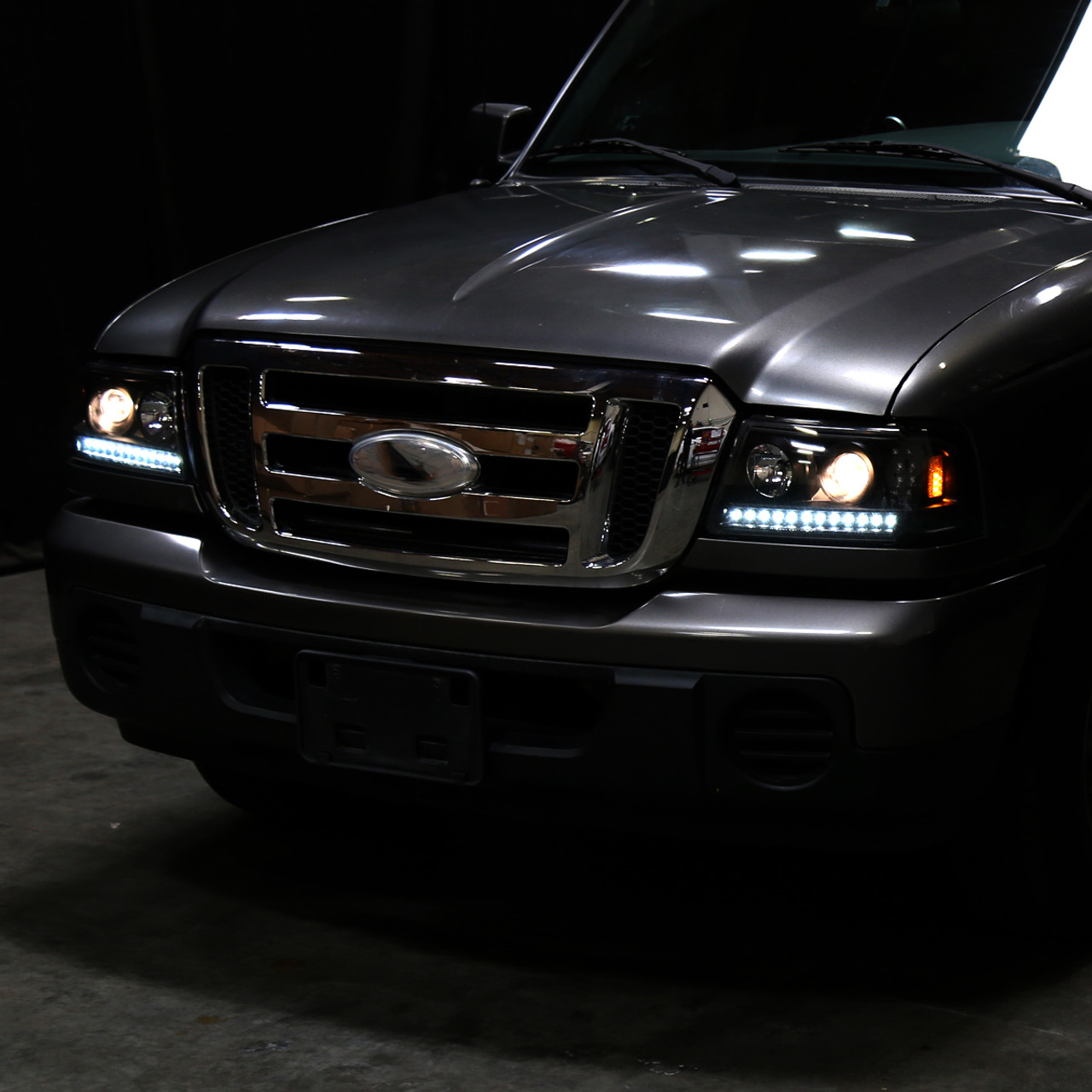 2001-2011 Ford Ranger Projector Headlights w/ LED Light Strip