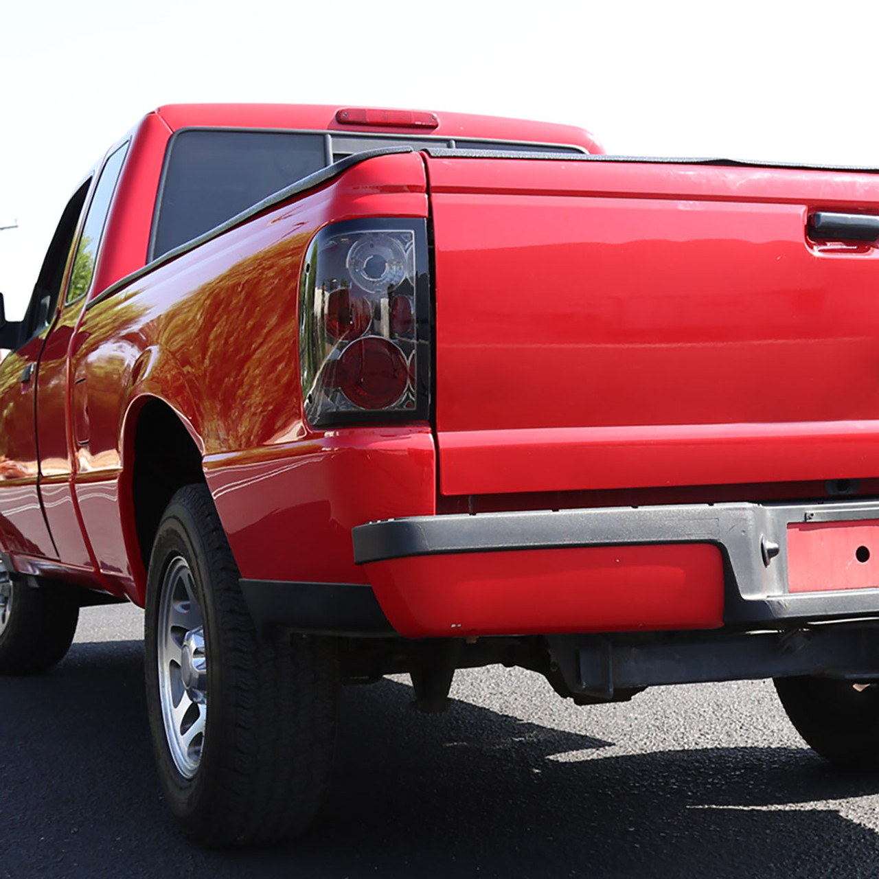 2001-2005 Ford Ranger Tail Lights (Chrome Housing/Smoke Lens