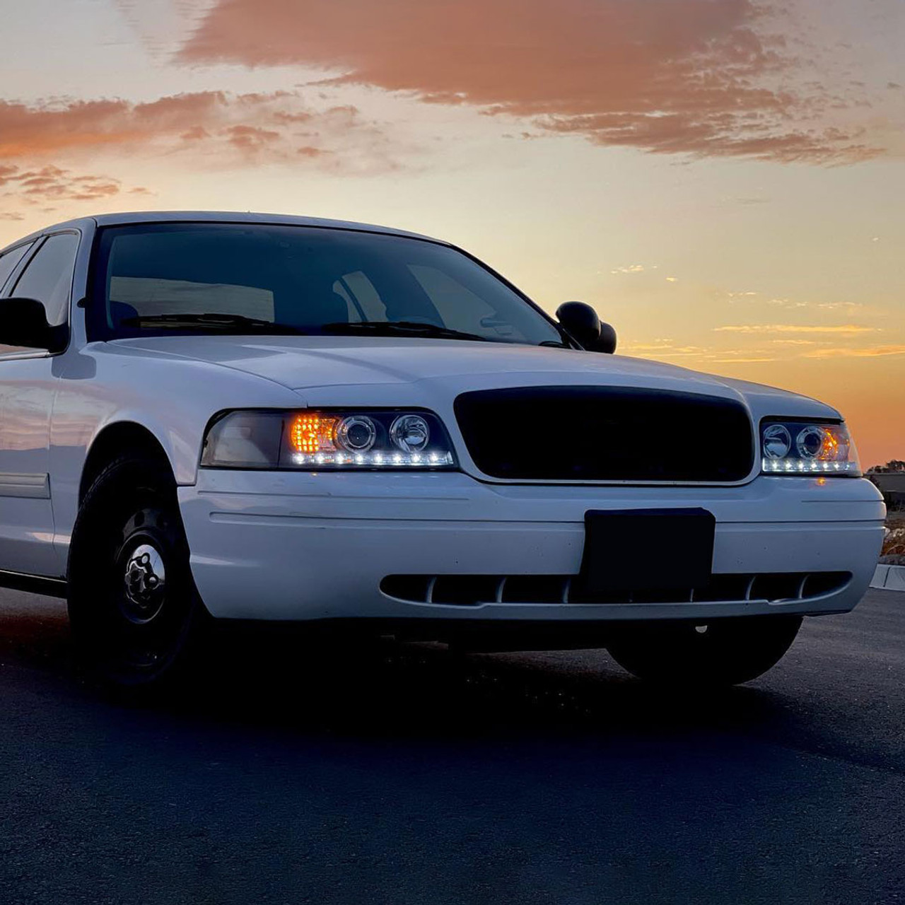 1998-2011 Ford Crown Victoria Projector Headlights w/ LED Light