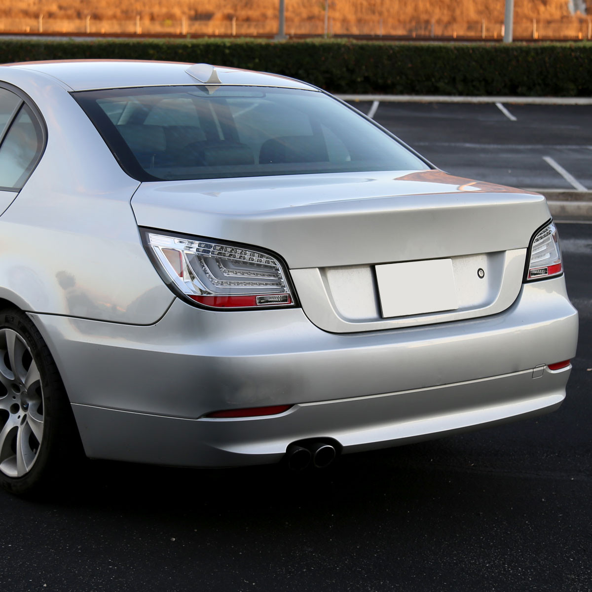 2004-2007 BMW E60 5 Series Sedan LED Tail Lights (Chrome Housing