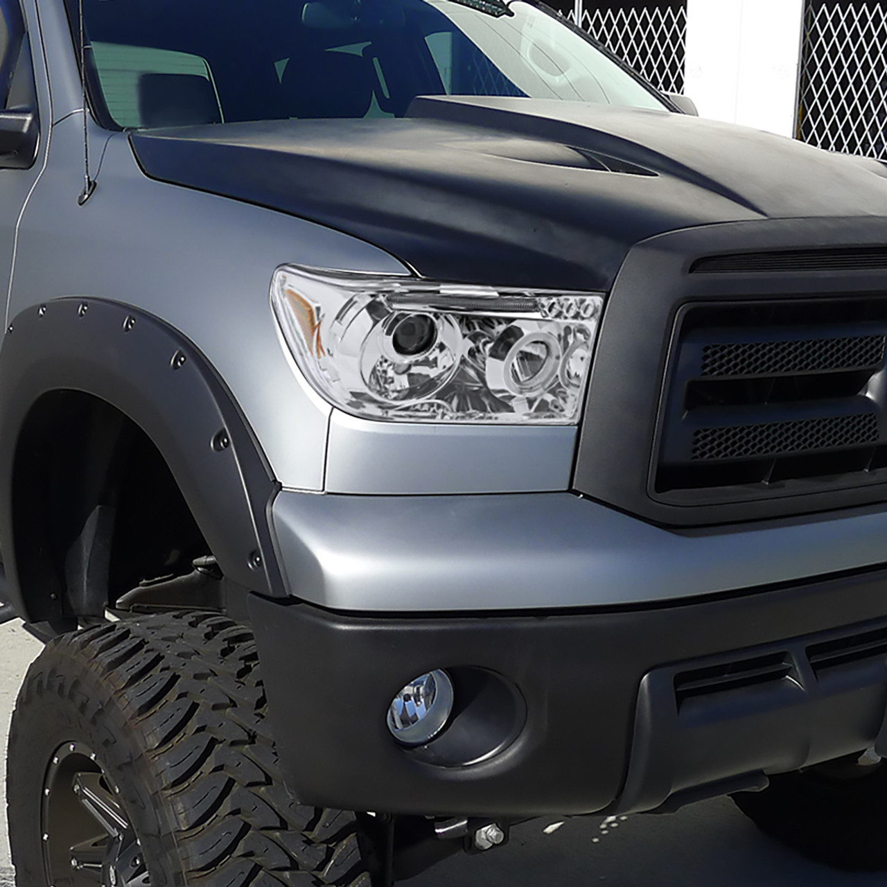 2007-2013 Toyota Tundra/ 2008-2017 Sequoia Single Halo Projector