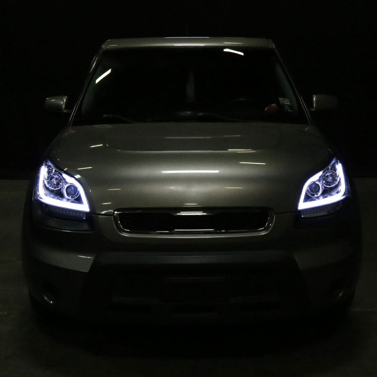 2010-2011 Kia Soul Projector Headlights w/ LED Light Bar & LED