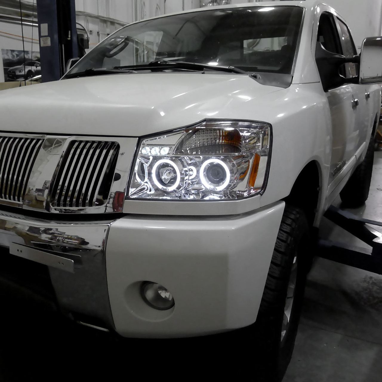 2004-2015 Nissan Titan/ 2004-2007 Armada Dual Halo Projector