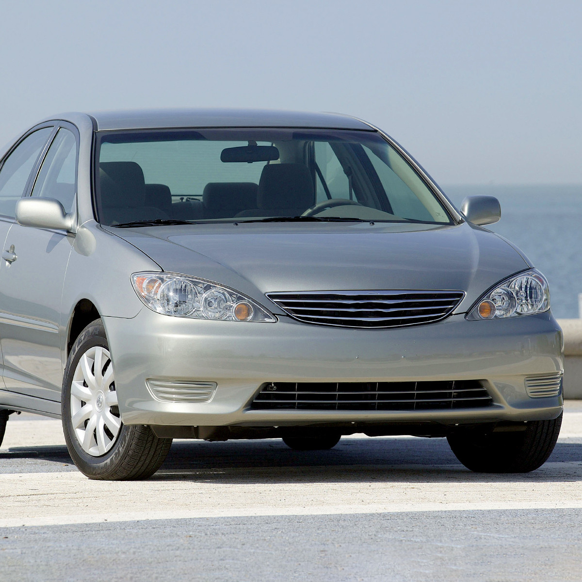 廃盤Diamond ドーリーface マッ… 2005-2006 Toyota Camry Factory Style Crystal Headlights w/ Amber