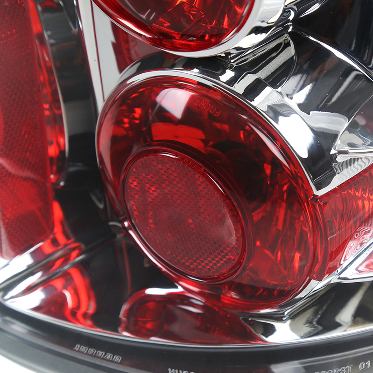 2003-2005 Toyota 4Runner Tail Lights (Chrome Housing/Clear Lens