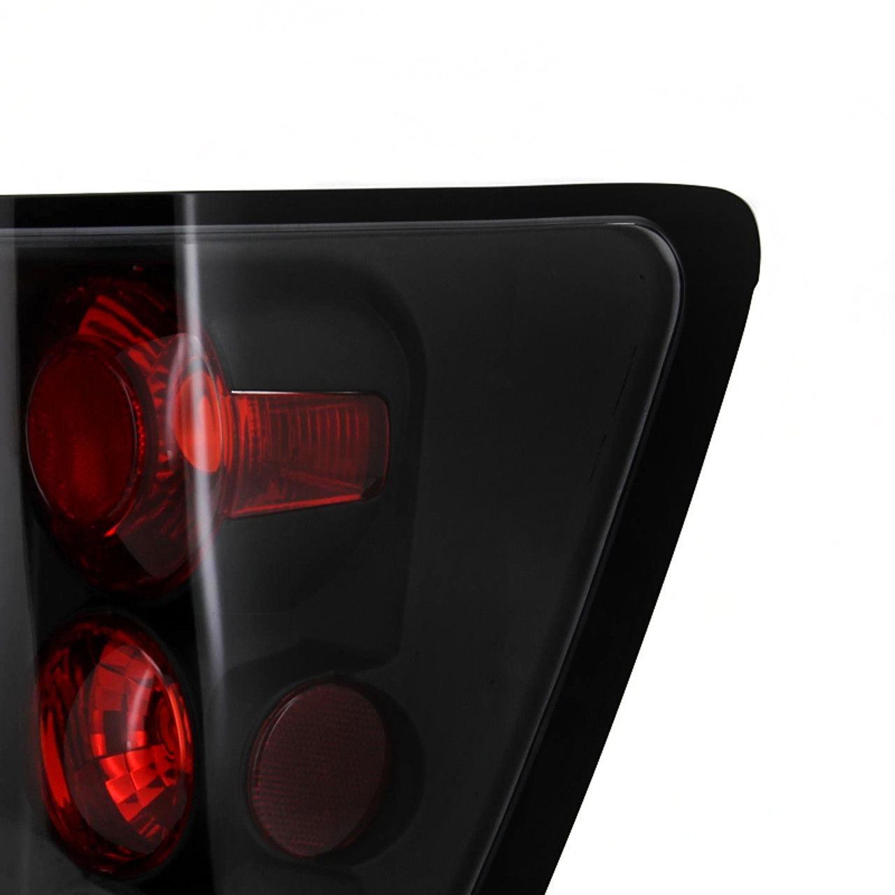 2005-2006 Jeep Grand Cherokee Tail Lights (Matte Black Housing