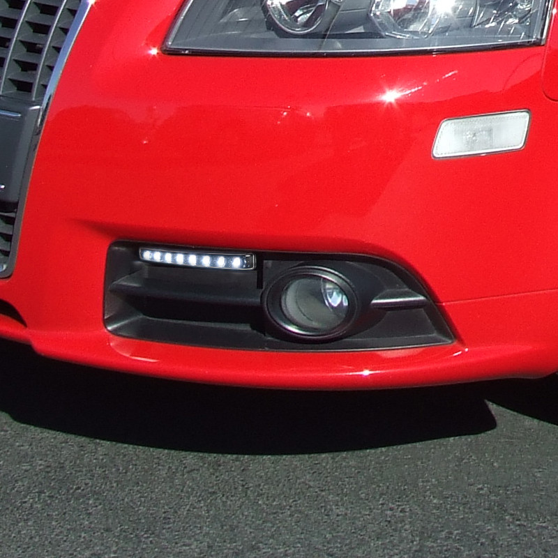 Universal 4W 8 LED 6000K Daytime Running Lights (Matte Black